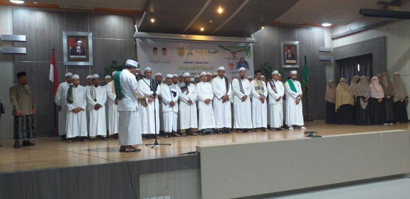 Suasana pelantikan Pengurus Wilayah Himpunan Ulama Dayah Aceh (PW-HUDA) Banda Aceh periode 2019-2024.