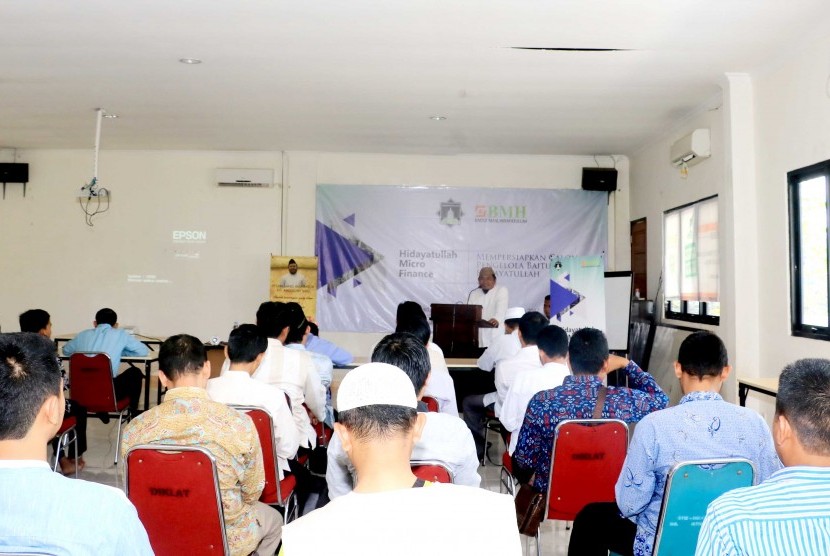 Suasana pelatihan BTH di Pesantren Hidayatullah Depok, Jawa Barat, Kamis  (24/8).