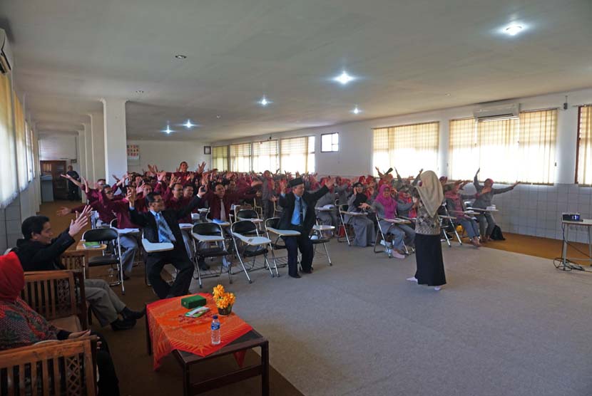 Suasana pelatihan dan workshop guru Sekolah Bosowa Bina Insani dan Sekolah Bosowa Al-Azhar di Bogor, Selasa (22/12).