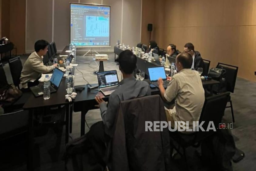 Suasana Pelatihan Data Analyst yang diselenggarakan Pusat Data dan Informasi (Pusdatin) Badan Gizi Nasional pada Sabtu-Jumat, 8-14 November 2025 di Kantor Pusdatin Badan Gizi Nasional, Jakarta.