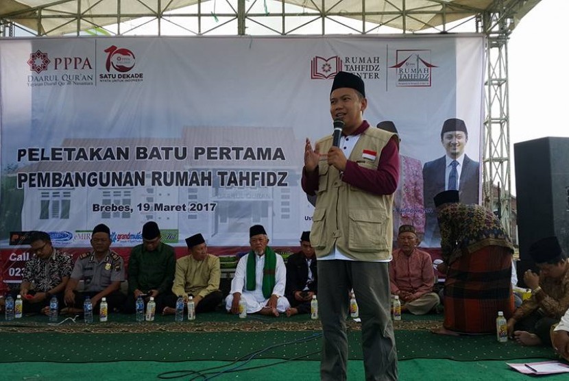 Suasana peletakan batu pertama Rumah Tahfizh Sitanggal, Brebes, Jawa Tengah, Ahad (19/3/2017).