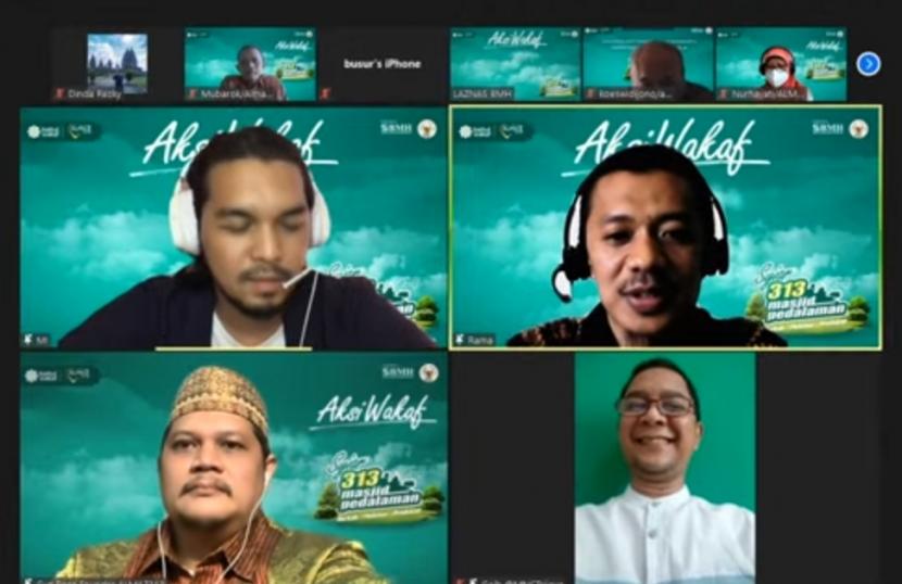 Suasana peluncuran Aksi Wakaf Syiar Bangun 313 Masjid Pedalaman yang dilakukan secara daring, Selasa (6/7) di Jakarta.