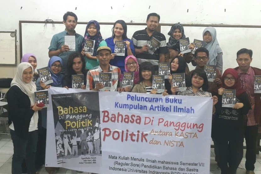 Suasana peluncuran buku  “Bahasa Di Panggung Politik: Antara Kasta dan Nista” di Kampus Unindra Tanjung Barat,  Jakarta, Selasa (20/12/2016).   