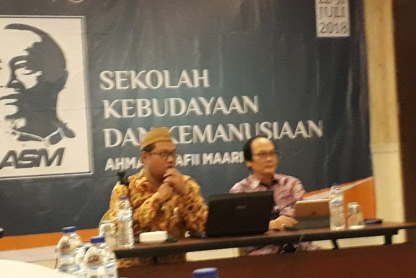 Suasana pembukaan Sekolah Kebudayaan dan Kemanusiaan Syafii Maarif di Bogor, Ahad (22/7).