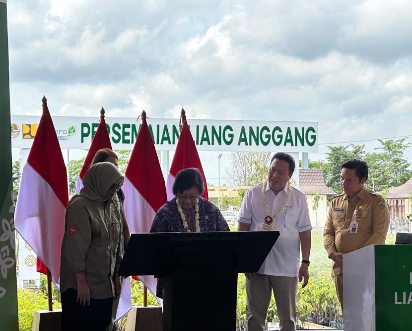 Suasana peresmian pusat persemaian di Liang Anggang, Banjarbaru, Kalimantan Selatan (Kalsel).