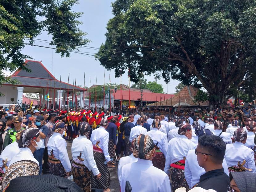   Suasana peringatan Garebeg Maulud di Yogyakarta, Kamis (28/9/2023).