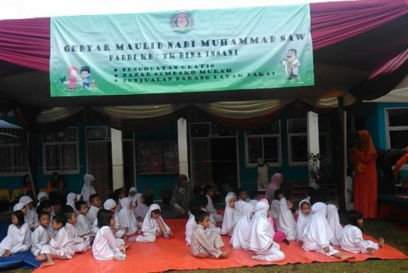 peringatan maulid nabi muhammad saw di preschool bosowa bina insani