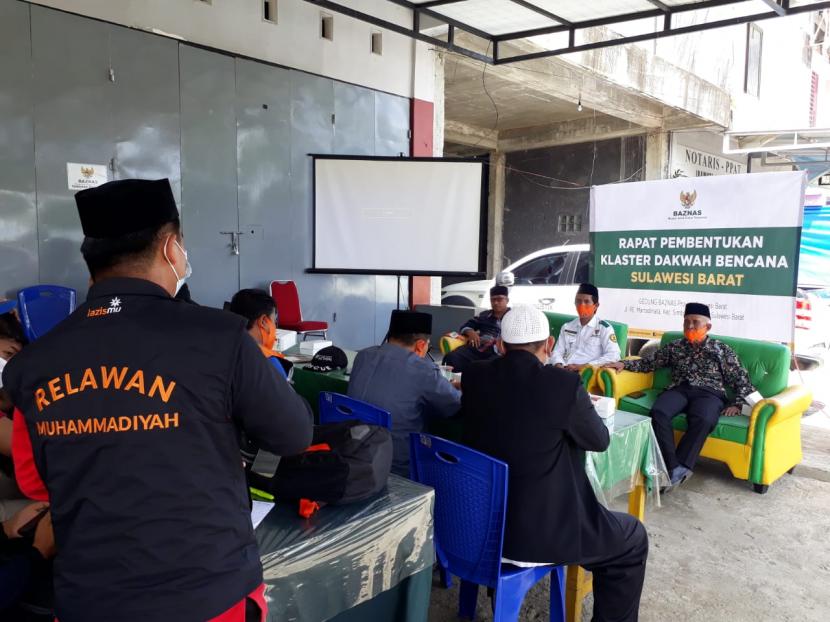 Suasana rapat pembentukan klaster dakwah bencana gempa Sulbar yang diinisiasi oleh Baznas.