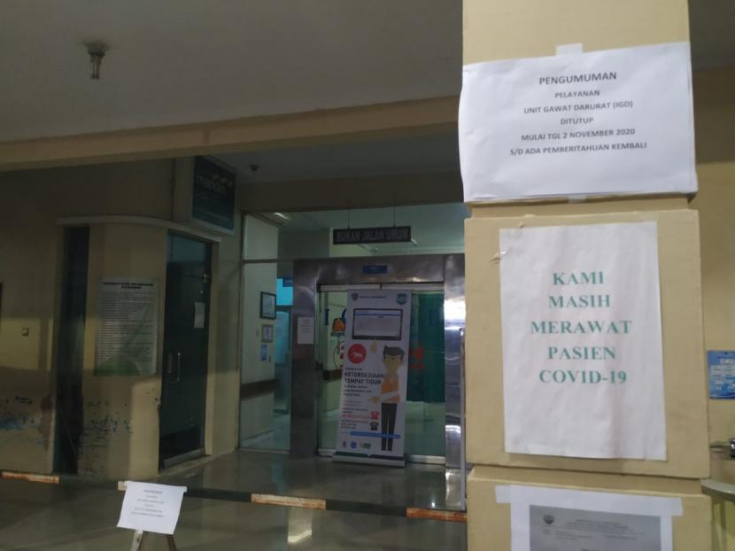 Suasana ruangan IGD RSUD dr Soekardjo Kota Tasikmalaya, Senin (4/11). Ruangan IGD itu ditutup sejak Senin hingga waktu yang belum ditentukan. 