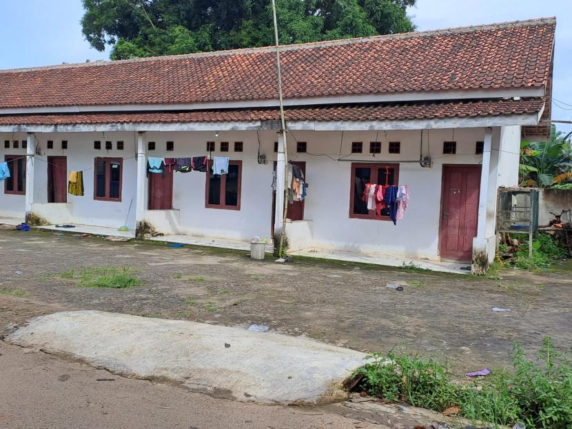 Suasana rumah kontrakan terduga pelaku perselingkuhan di Serang, Banten, Senin (2/1/2023).