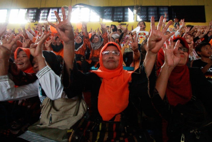 Suasana saat kampanye Hidayat-Didik.