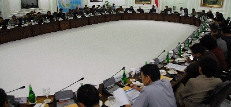 Suasana saat Presiden Susilo Bambang Yudhoyono dan Wakil Presiden Boediono memimpin sidang kabinet paripurna di Kantor Kepresidenan, Jakarta.
