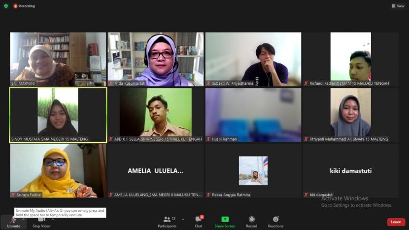 Suasana salah satu FDG terkait penguatan kecakapan digital untuk generasi muda di Indonesia Timur.