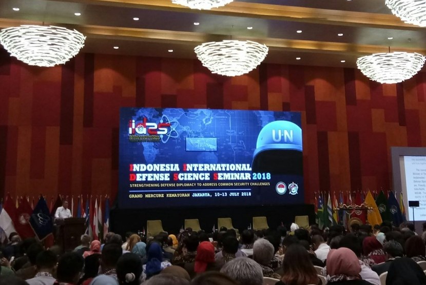 Suasana seminar Indonesia International Defense Science Seminar (IIDSS) 2018 di Jakarta, Rabu (11/7).