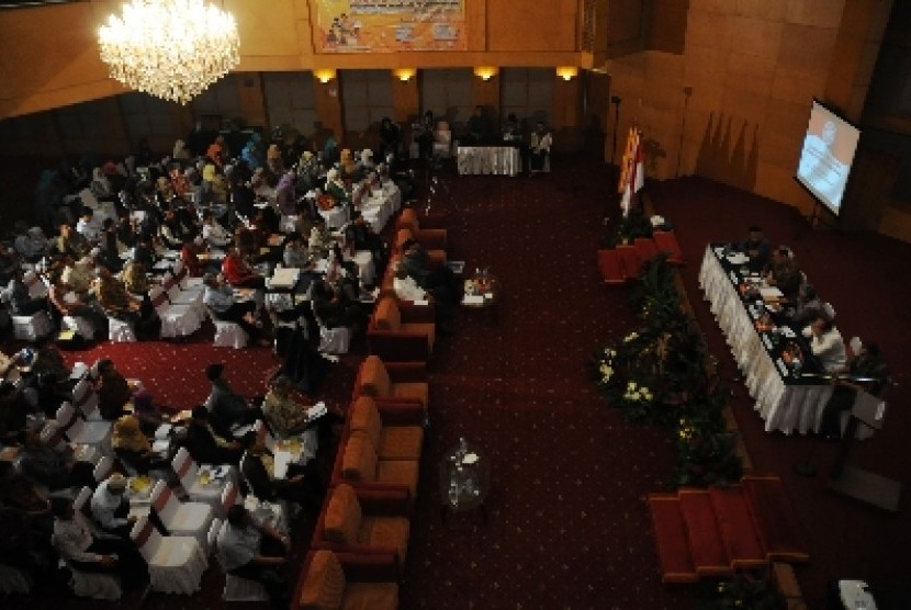 Suasana seminar internasional bertajuk Peran Filsafat Islam dalam Merakit Paradigma Peradaban berlangsung di Jakarta.