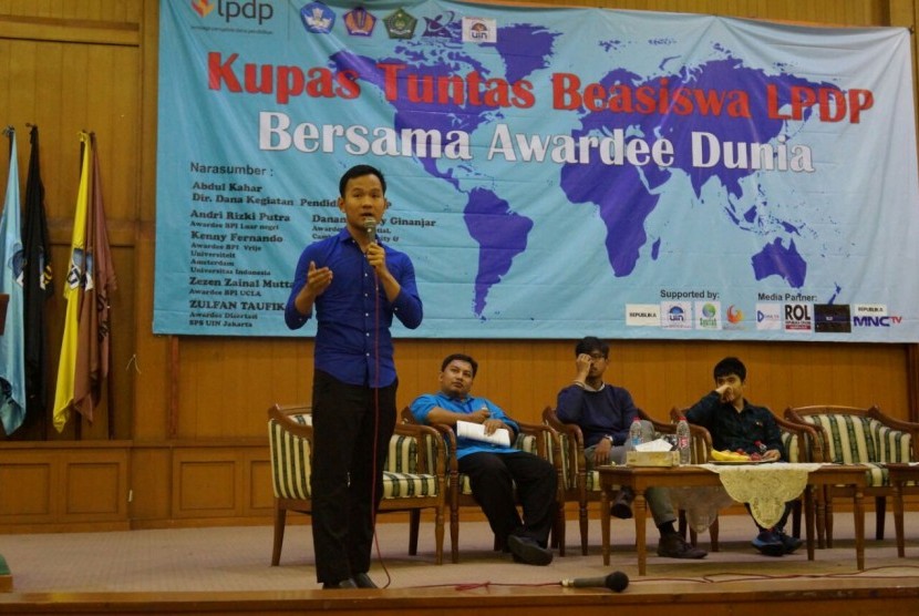 Suasana seminar Kupas Tuntas Beasiswa LPDP Bersama Awardee Dunia di kampus UIN Jakarta, Ciputat, Senin (5/12/2016).