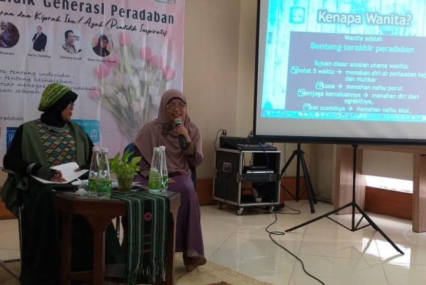 Suasana seminar pendidikan yang diadakan oleh komunitas Ayo Membaca Indonesia (Amind). 