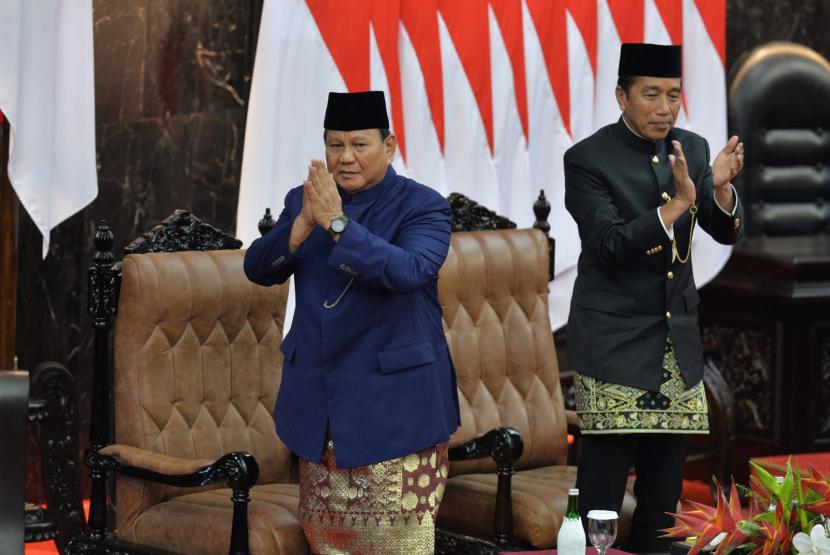 The atmosphere of the MPR plenary session for the inauguration of President and Vice President for the 2024-2029 period Prabowo Subianto-Gibran Rakabuming Raka at the Nusantara Building, Parliament Complex, Senayan, Jakarta, Sunday (20/10/2024).