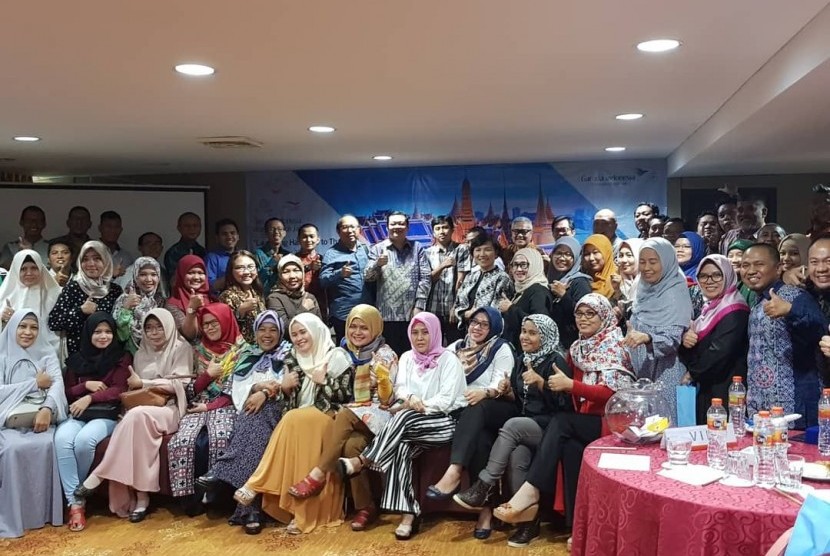 Suasana siilaturahim bulanan MyHalaltrip Indonesia (MHTI) di Hotal Sofyan Betawi, Jakarta, Senin (14/5). 