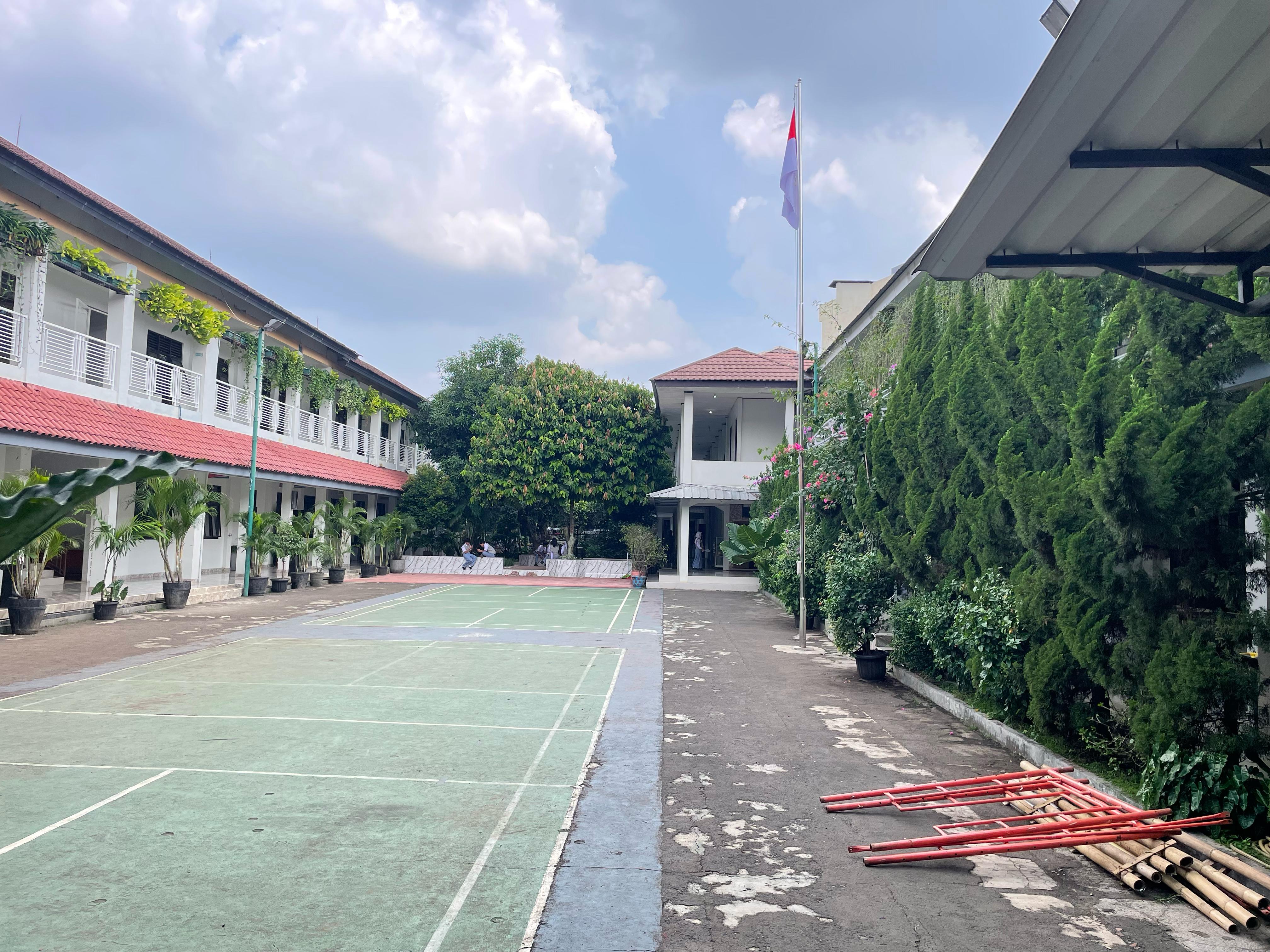 Suasana SMAN 3 Depok, Jawa Barat, pada Selasa (15/7/2025).