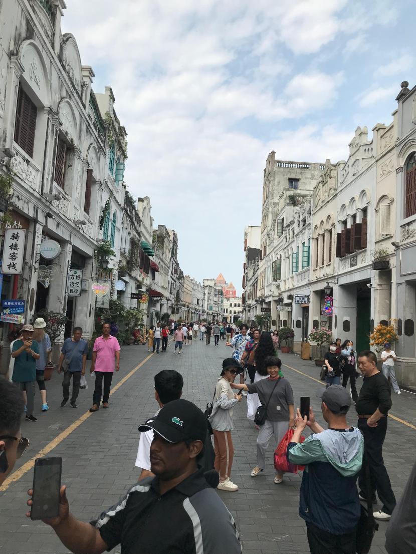 Suasana Sotto Porticos Streets Haikou di Provinsi Hainan, Cina.