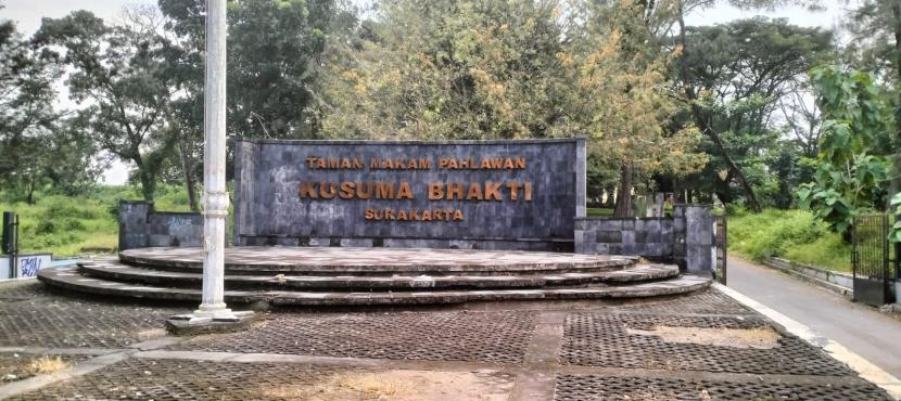 Suasana Taman Makam Pahlawan Kusuma Bakti Solo, Kamis (4/5/2023).