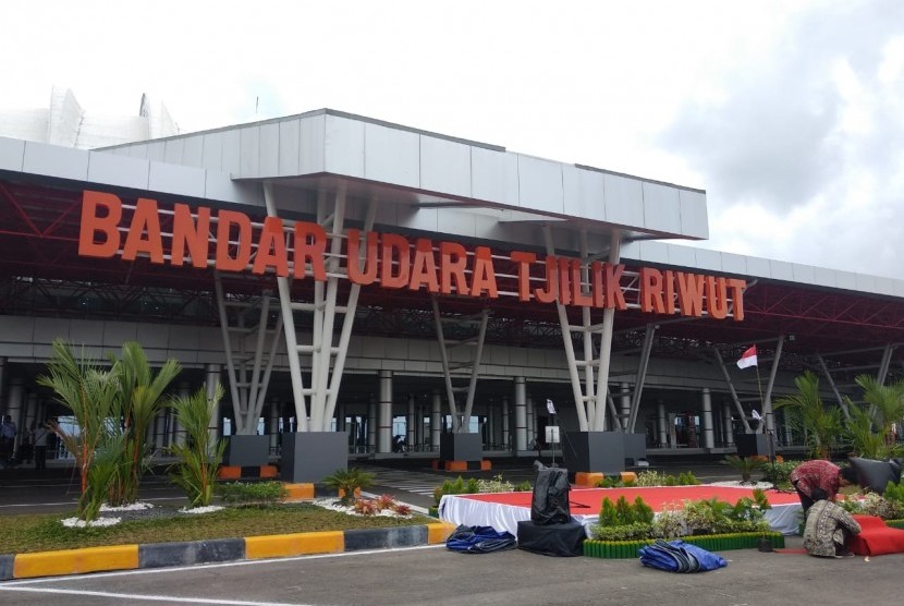 Bandara Tjilik Riwut di Kota Palangkaraya, Provinsi Kalimatan Tengah.
