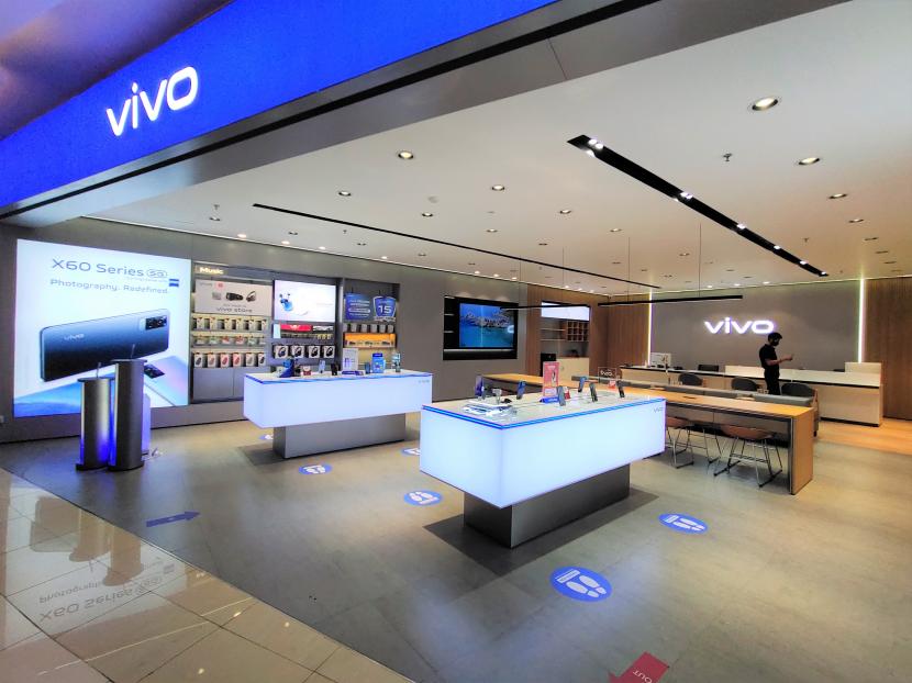 Suasana Vivo Experience and Service Store di Mall Central Park, Jakarta Barat