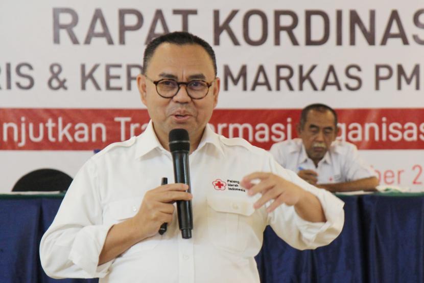 Juru bicara bakal capre Anies Baswedan, Sudirman Said mempertanyakan politisasi Jakarta International Stadium (JIS).