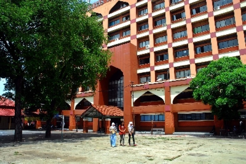Sudut kampus Universitas Islam As-Syafi'iyah.