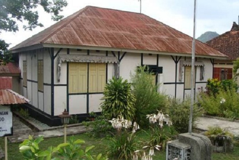 Sukarno tinggal di rumah ini dalam pengasingannya di Ende, NTT, pada 1934-1938. 