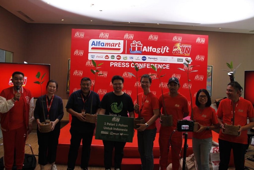 Sukses dengan Alfamart Run 2022 lalu, Alfamart kembali selenggarakan Alfamart Run 2023. Akan diadakan pada 20 Agustus 2023 mendatang di GBK Senayan, dengan hadiah dan benefit untuk peserta yang jauh lebih banyak dibanding tahun lalu.