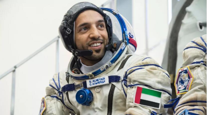 Sultan AlNeyadi menjadi astronaut pertama dari negara Arab yang melakukan misi jangka panjang di Stasiun Luar Angkasa Internasional (ISS). 