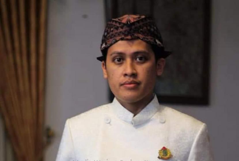 Sultan Sepuh XV dari Keraton Kasepuhan Cirebon, PRA Luqman Zulkaedin