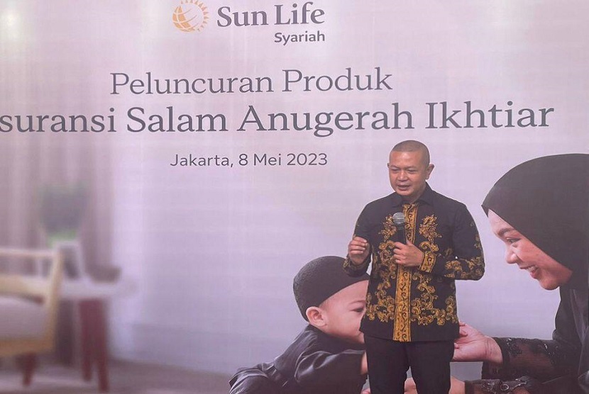 Sun Life Indonesia menghadirkan Asuransi Salam Anugerah Ikhtiar. Produk asuransi ini dilengkapi dengan paket Salam Ikhtiar Hari Tua, Salam Ikhtiar Keluarga Sehat, dan Salam Ikhtiar Warisan. 