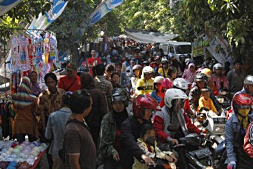 Sunday Market Manahan