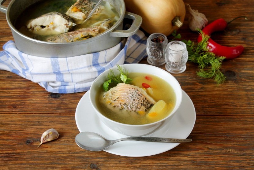 Makanan dengan kandungan gizi tertentu bisa membantu melawan flu (Foto: ilustrasi sup)