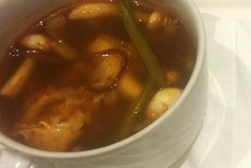 Sup yuk gae jang khas Korea