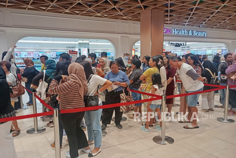 Supermarket berkonsep one stop shipping dibuka di Paris Van Java (PVJ) Mall