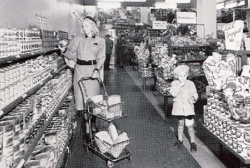 Supermarket pertama yang didirikan Michael J Cullen 