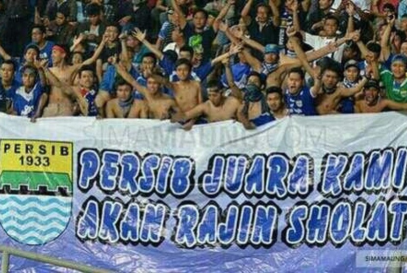 Deddy Mizwar Bersyukur Fans Persib akan Rajin Shalat | Republika Online