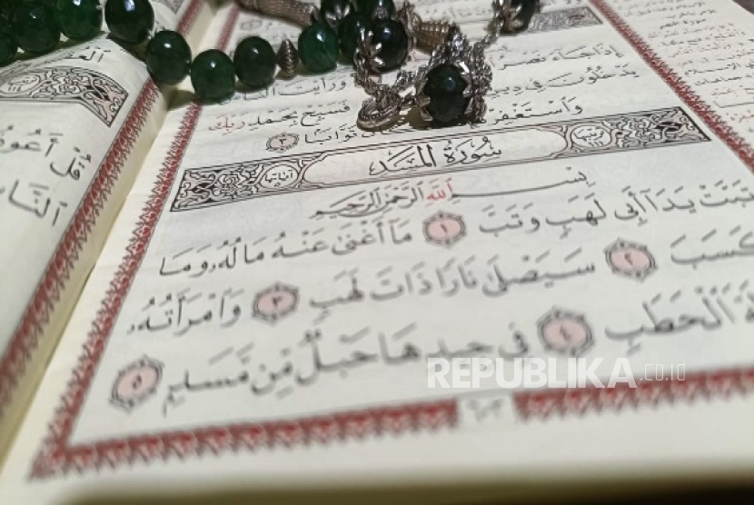 Surat Al-Masad atau Al Lahab