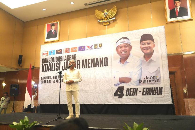 Survei Paslon nomor urut empat Kang Dedi Mulyadi (KDM)-Erwan Setiawan terus meningkat.