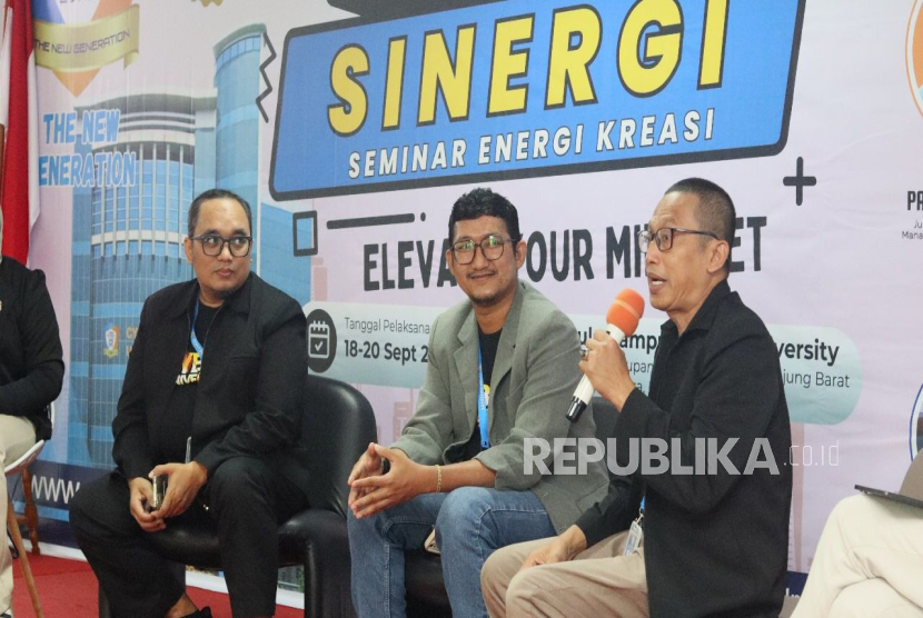 Survei Populix 2024 menyatakan 46 persen perusahaan di Indonesia mengeluh susah mencari lulusan yang kompetensinya pas. Menurut Kepala Career Center Cyber University, Dr Anang Martoyo ini bukan sosal perusahaan rewel tetapi sistem pendidikan kita memang masih kurang tepat.