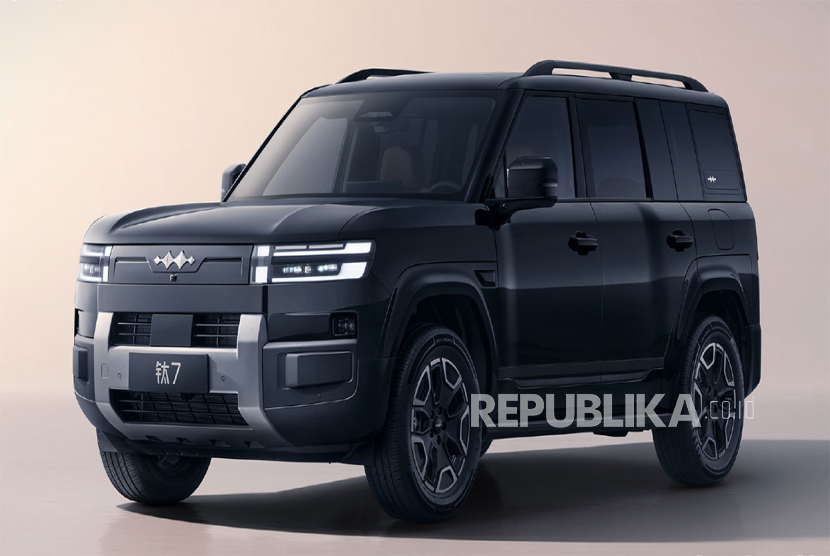 SUV Fang Cheng Bao Tai 7 yang bertampang gagah diluncurkan September 2025.