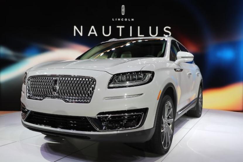 SUV Lincoln Nautilus dipamerkan di Los Angeles Auto Show di Los Angeles, California, AS, 29 November 2017.