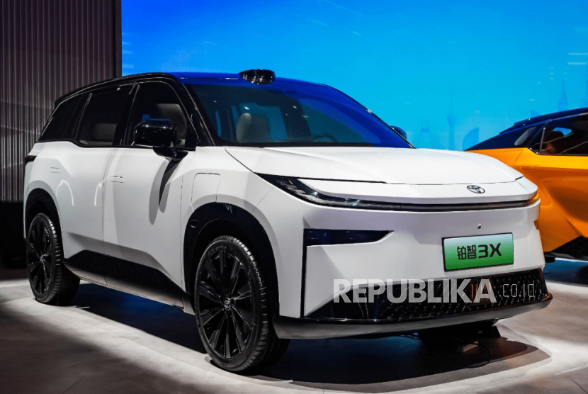 SUV listrik Toyota bZ3X resmi diluncurkan pada 3 Maret 2025.