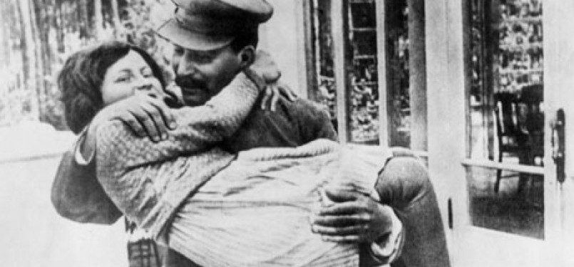 Svetlana dan Josef Stalin di usianya yang masih remaja