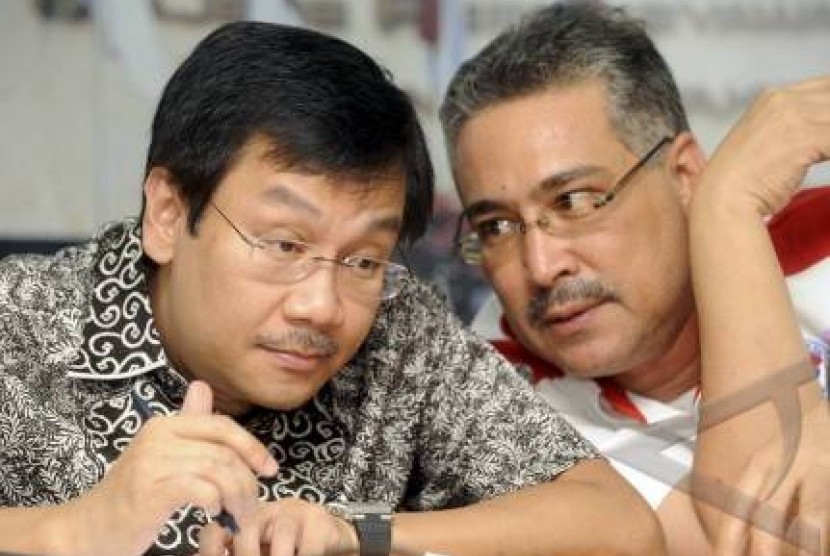 Syarif Bastaman (kiri)