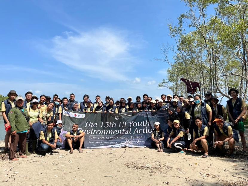 T Rukun Raharja, Tbk bersama dengan Departemen Lingkungan Hidup BEM Universitas Indonesia 2024 menggelar The 13th UI Youth Environmental Action .